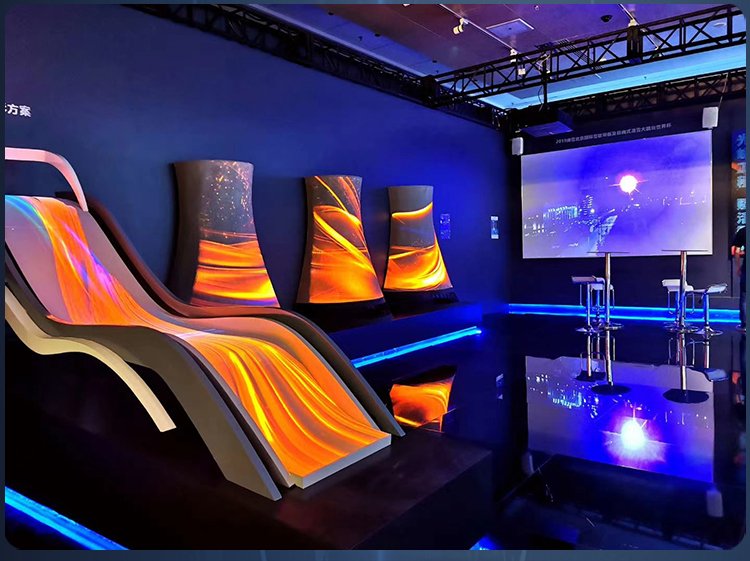 福州創(chuàng)意異形屏幕投影解決方案 福州創(chuàng)意異形屏幕投影解決方案